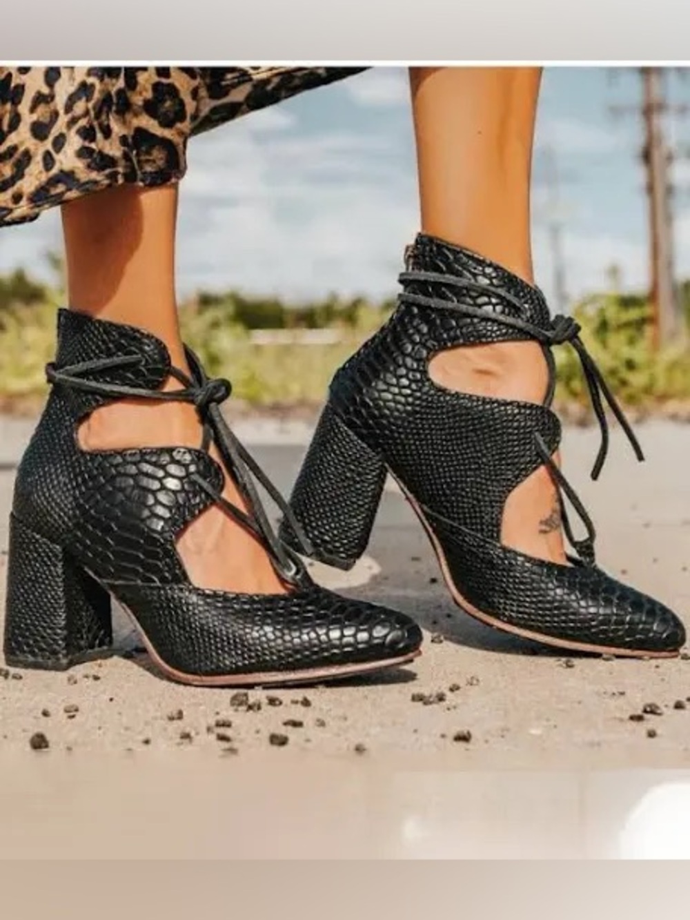 Freebird Joyce Black Lace-Up Shoes - Picture 2 of 14
